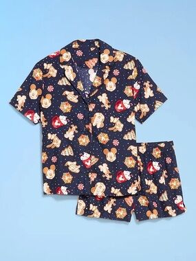Old Navy x Disney Printer Holiday Character Flannel Print Pajama Set